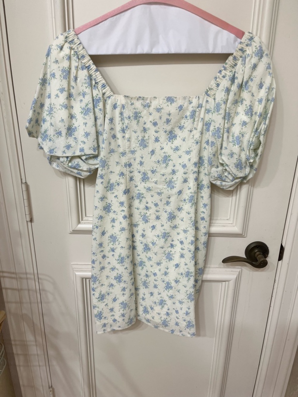 Mabel Square Neck Puff Sleeve Floral Mini Dress - Blue on Cream. Small
